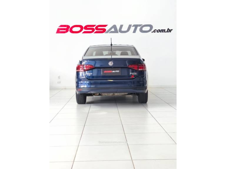 VOLKSWAGEN - VIRTUS - 2019/2019 - Azul - R$ 73.500,00