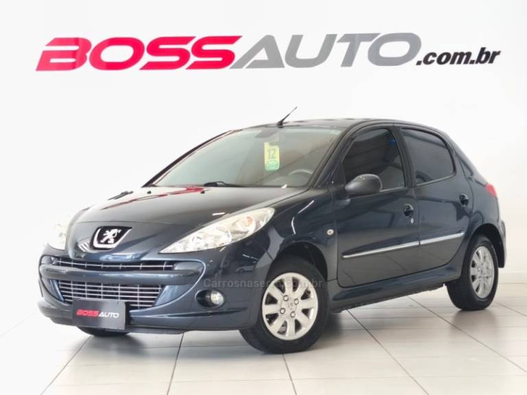 PEUGEOT - 207 - 2011/2012 - Azul - R$ 25.900,00