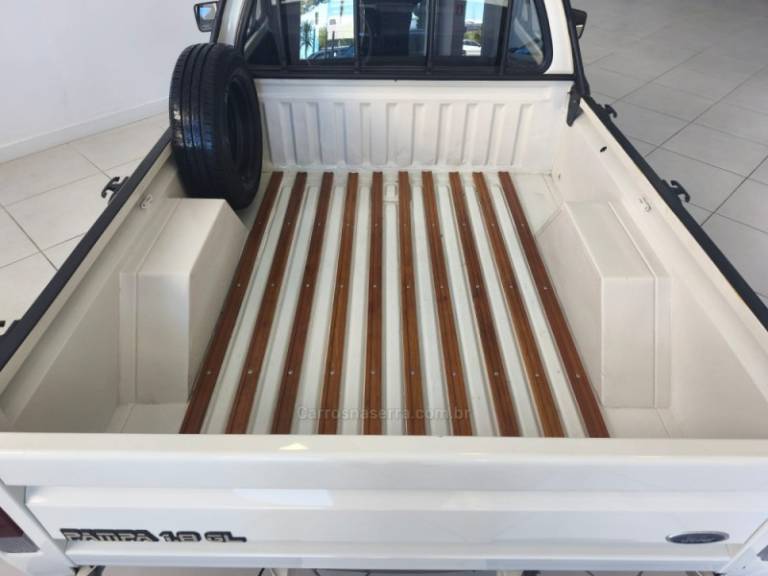 FORD - PAMPA - 1993/1993 - Branca - R$ 38.900,00