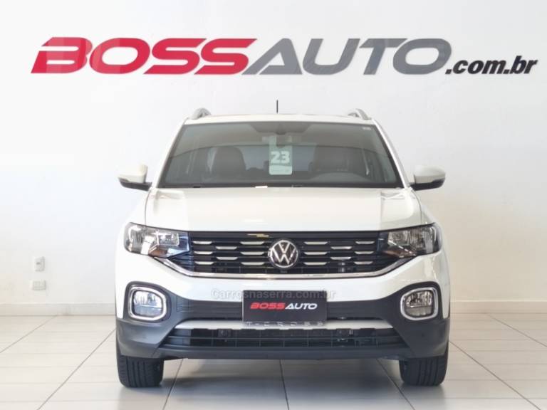VOLKSWAGEN - T-CROSS - 2022/2023 - Branca - R$ 129.500,00