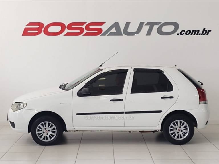 FIAT - PALIO - 2010/2010 - Branca - R$ 23.900,00