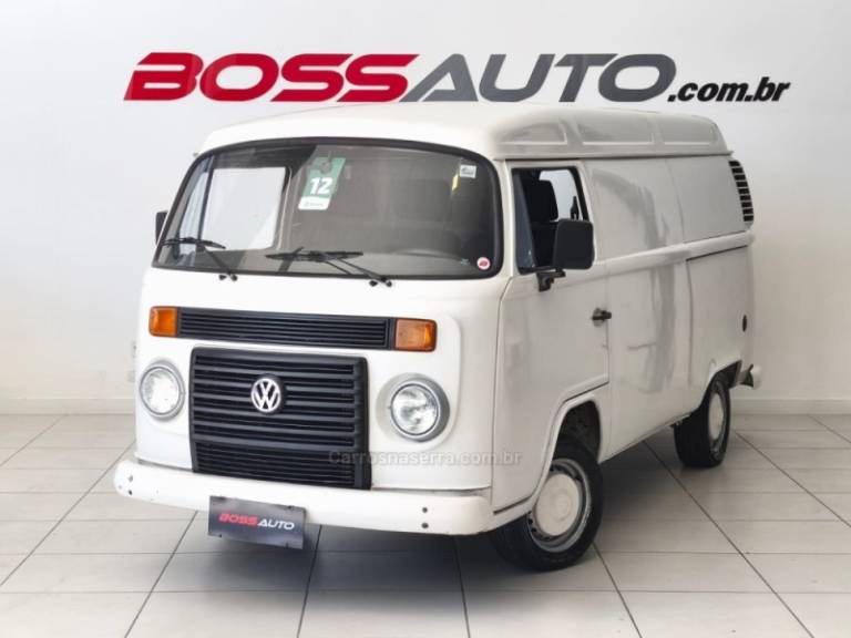 VOLKSWAGEN - KOMBI - 2011/2012 - Branca - R$ 42.500,00