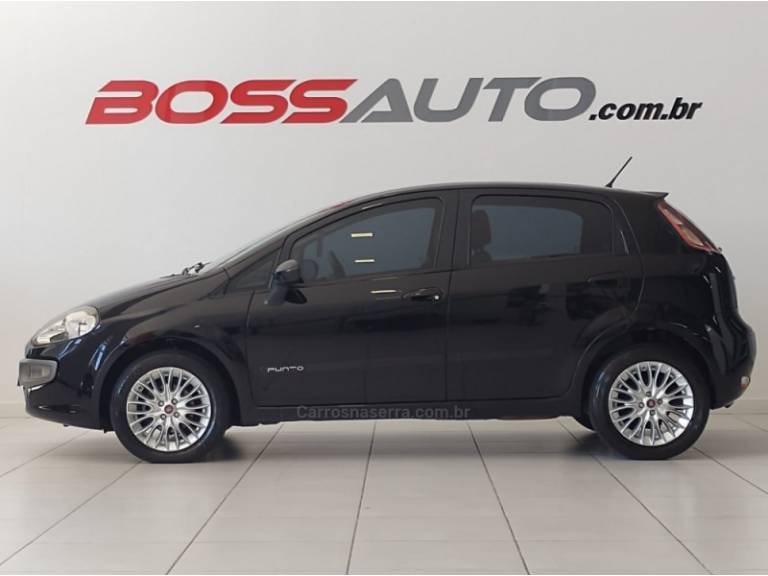 FIAT - PUNTO - 2014/2015 - Preta - R$ 45.900,00