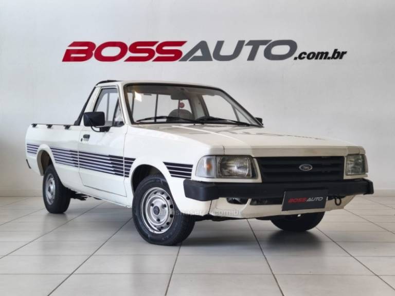 FORD - PAMPA - 1993/1993 - Branca - R$ 38.900,00
