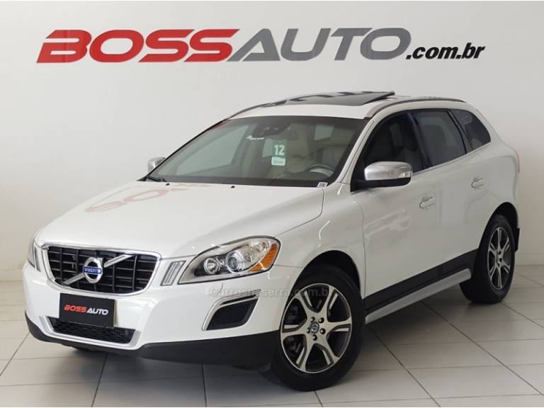 VOLVO - XC60 - 2012/2012 - Branca - R$ 79.900,00