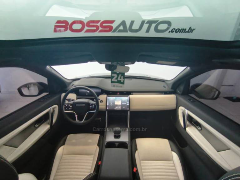 LAND ROVER - DISCOVERY SPORT - 2023/2024 - Preta - R$ 379.000,00