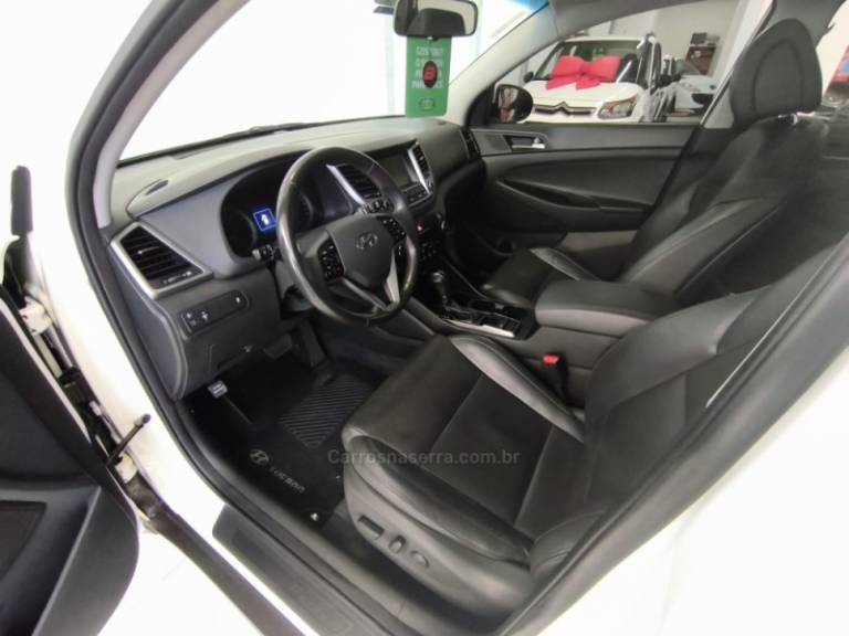 HYUNDAI - TUCSON - 2018/2019 - Branca - R$ 94.900,00