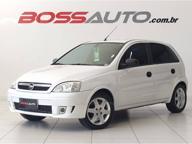 CHEVROLET - CORSA - 2011/2011 - Branca - R$ 29.900,00