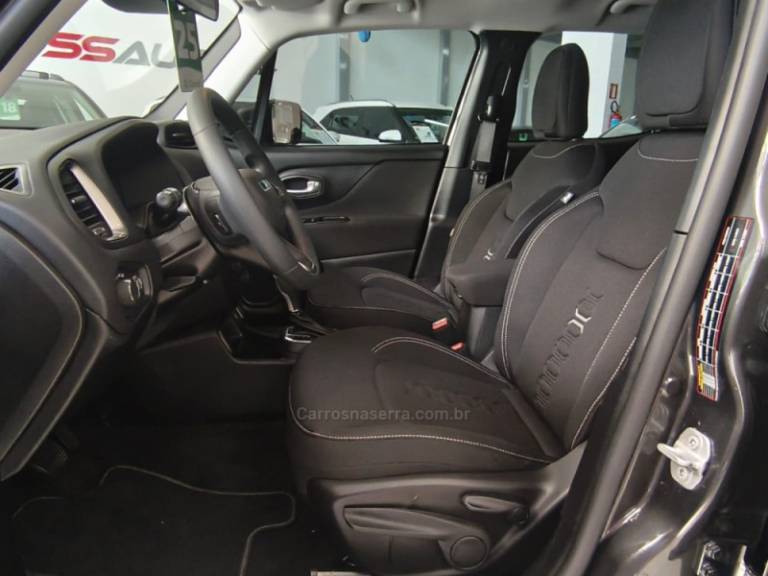 JEEP - RENEGADE - 2024/2025 - Cinza - R$ 122.900,00