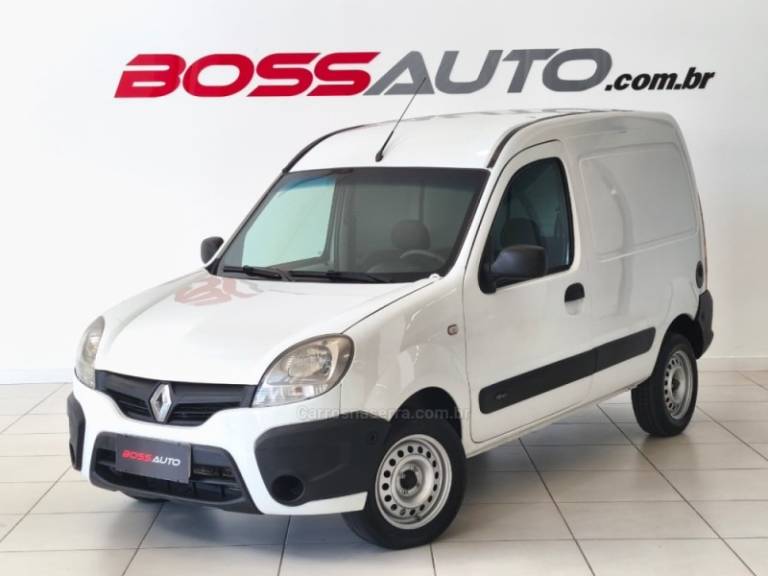 RENAULT - KANGOO - 2014/2015 - Branca - R$ 47.900,00