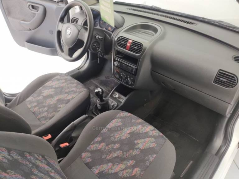 CHEVROLET - CORSA - 2011/2011 - Branca - R$ 29.900,00