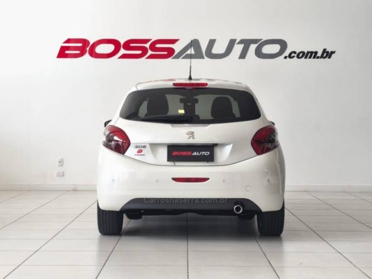 PEUGEOT - 208 - 2016/2017 - Branca - R$ 59.500,00