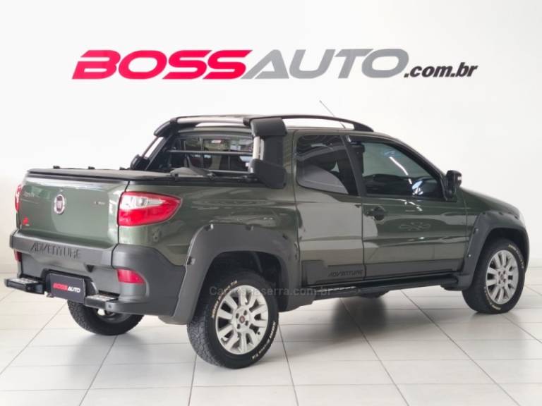FIAT - STRADA - 2015/2016 - Verde - Sob Consulta