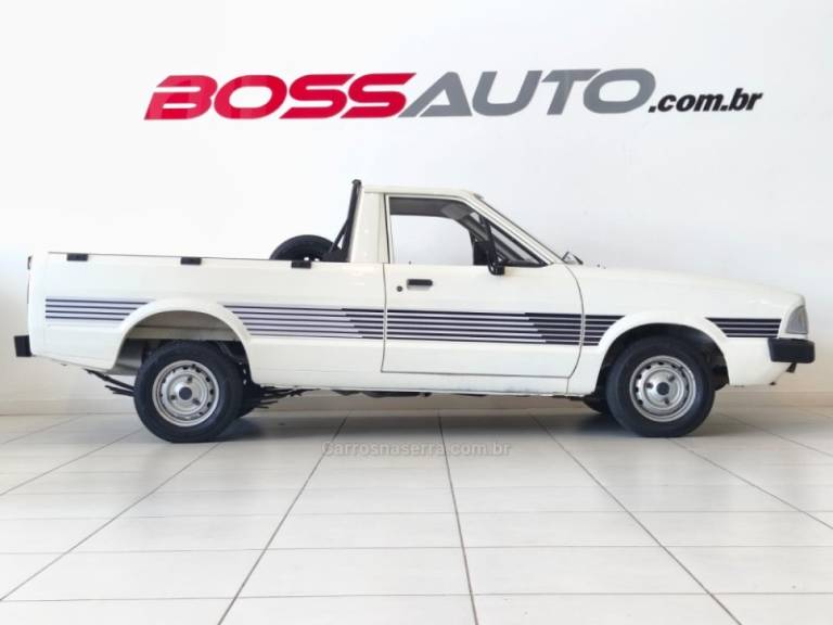 FORD - PAMPA - 1993/1993 - Branca - R$ 38.900,00
