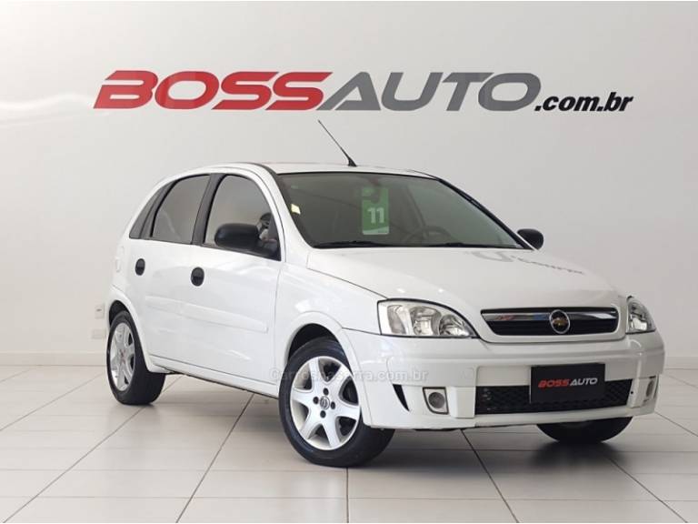 CHEVROLET - CORSA - 2011/2011 - Branca - R$ 29.900,00