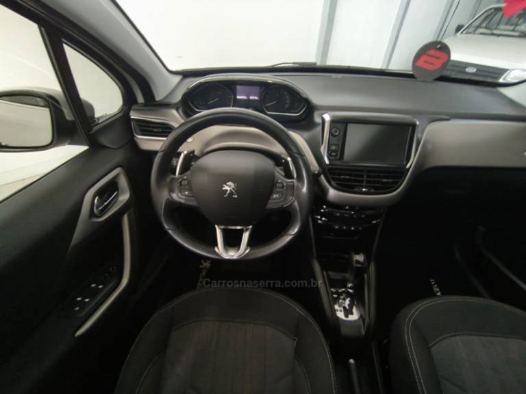 PEUGEOT - 208 - 2016/2017 - Branca - R$ 59.500,00