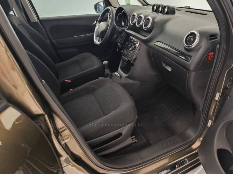 CITROËN - AIRCROSS - 2010/2011 - Marrom - R$ 34.900,00