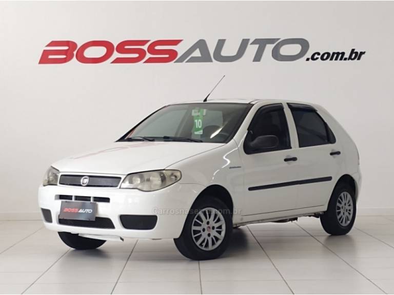 FIAT - PALIO - 2010/2010 - Branca - R$ 23.900,00