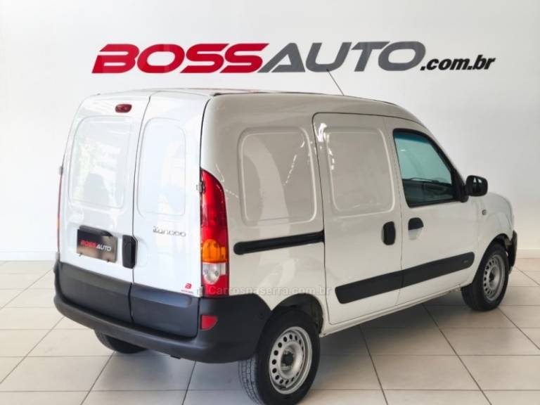 RENAULT - KANGOO - 2014/2015 - Branca - R$ 47.900,00