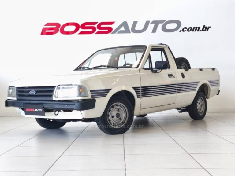 FORD - PAMPA - 1993/1993 - Branca - R$ 38.900,00