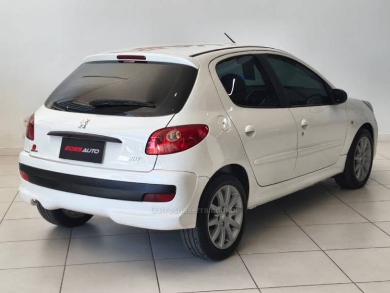PEUGEOT - 207 - 2010/2011 - Branca - R$ 22.900,00