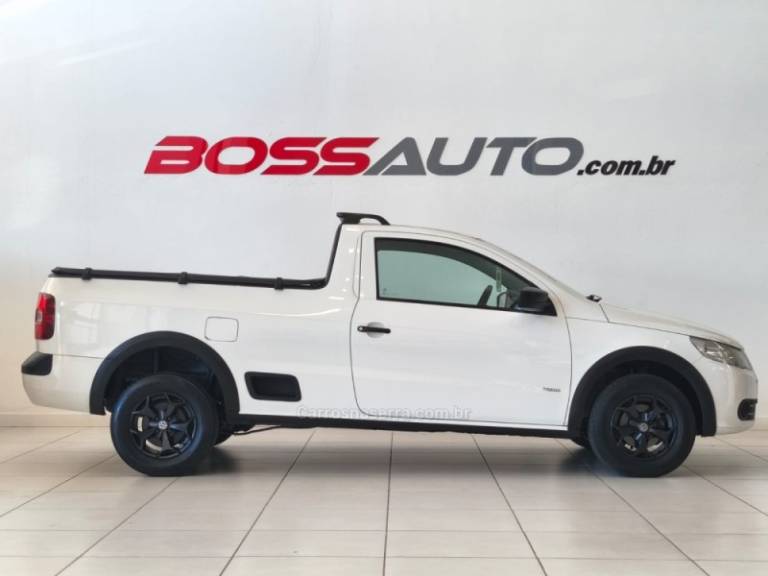 VOLKSWAGEN - SAVEIRO - 2012/2012 - Branca - R$ 37.900,00