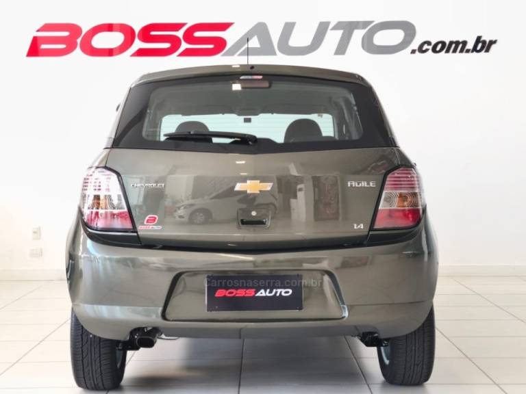 CHEVROLET - AGILE - 2010/2010 - Verde - R$ 34.900,00