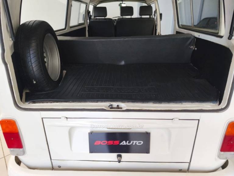 VOLKSWAGEN - KOMBI - 1998/1999 - Branca - R$ 34.900,00