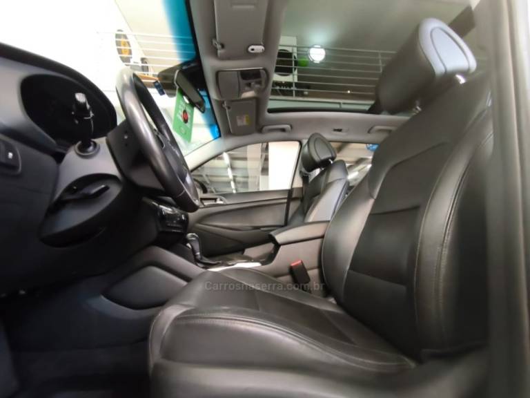 HYUNDAI - TUCSON - 2018/2019 - Branca - R$ 94.900,00