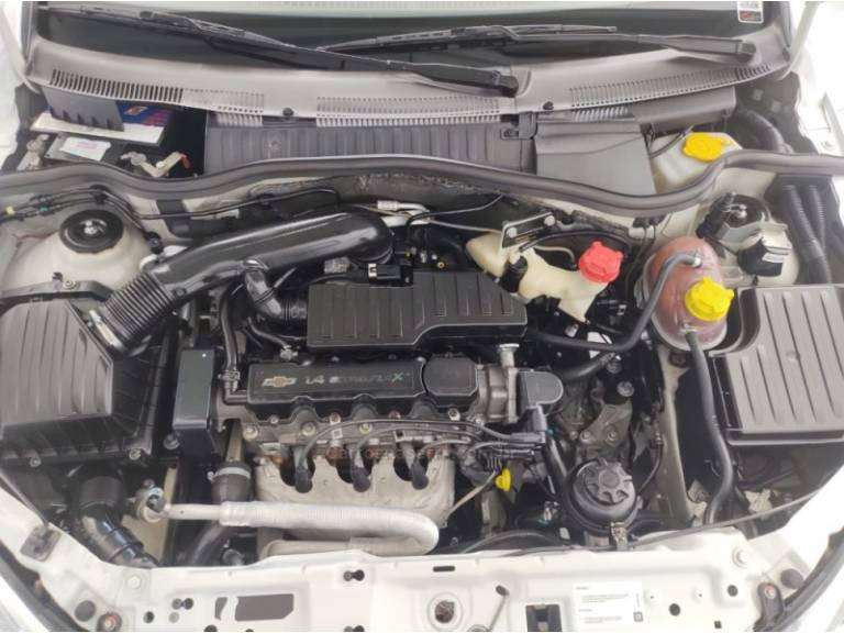 CHEVROLET - CORSA - 2011/2011 - Branca - R$ 29.900,00