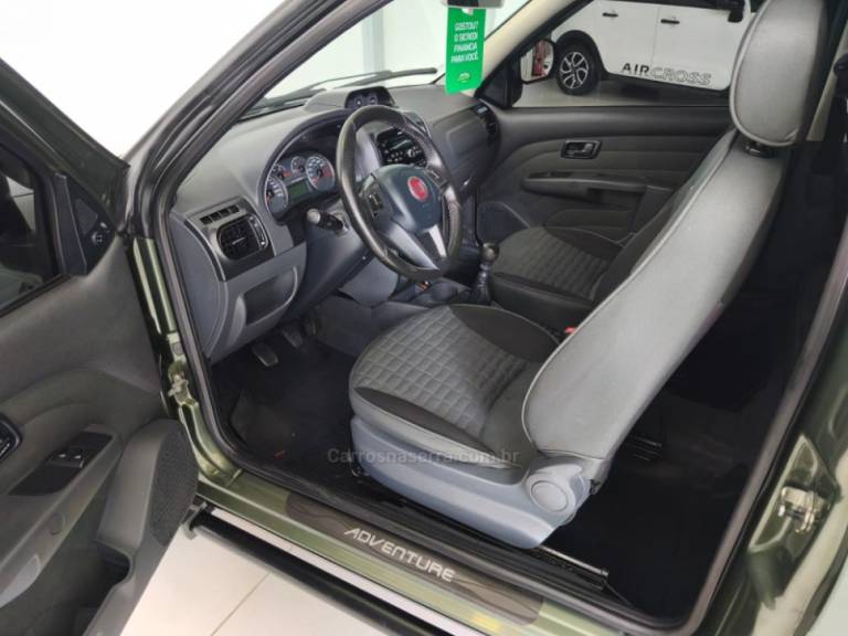 FIAT - STRADA - 2015/2016 - Verde - Sob Consulta