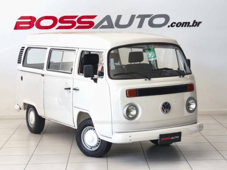 VOLKSWAGEN - KOMBI - 1998/1999 - Branca - R$ 34.900,00